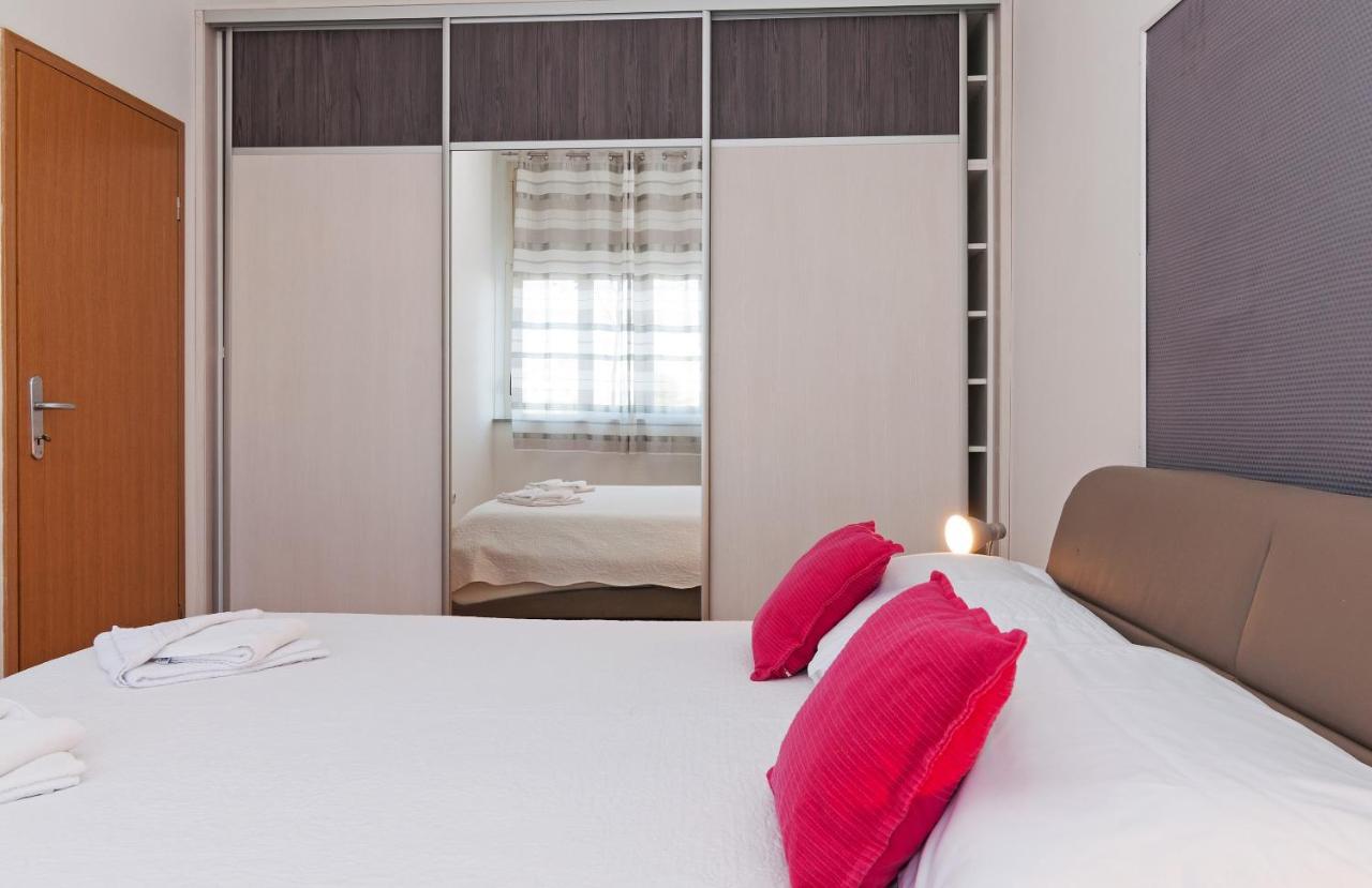 Apartman Pegla Zadar Eksteriør billede